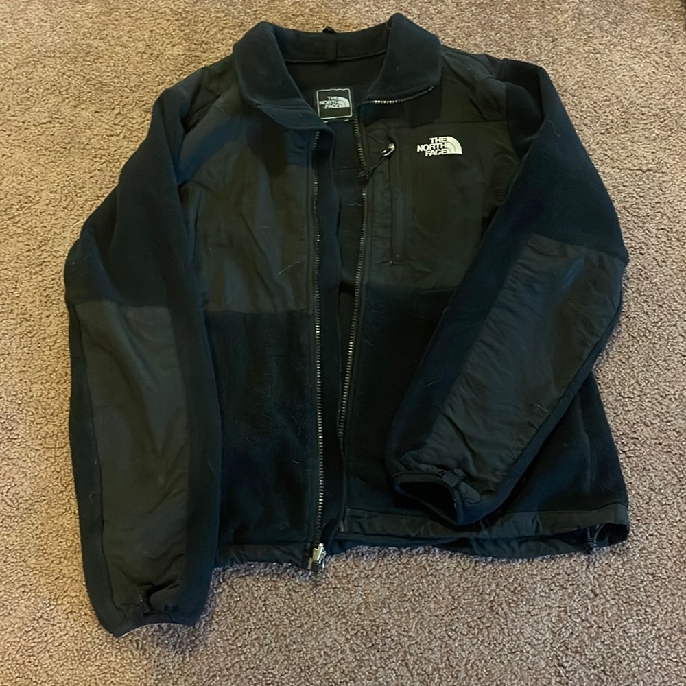 black adult small north face zip up jacket
